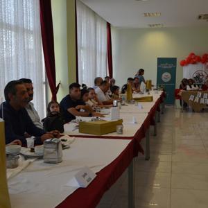 Baba ve Çocuklar Aynı Sofrada Buluştu: Sarma Atölyesi’nde Nesiller Birlikte Sardı - fotoğraf 3