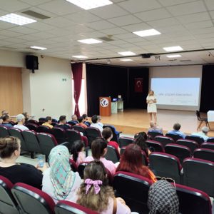 Sağlıklı Aile Yaşamı İçin Eğitim ve Farkındalık Çalışmaları - fotoğraf 1