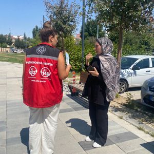Kadına Yönelik Şiddetle Mücadele Kapsamında Karaman Millet Bahçesi'nde Farkındalık Çalışması Gerçekleştirildi - fotoğraf 4