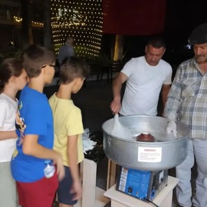Nesillerin Buluştuğu Açık Hava Sinema Etkinliği  Düzenlendi - fotoğraf 4