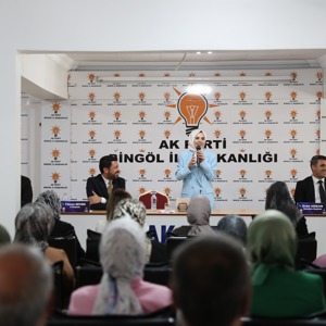 Bakanımız Göktaş, Bingöl'de Gönül Elçileri ile Koruyucu Aile Farkındalık Toplantısı'nda konuştu - fotoğraf 21