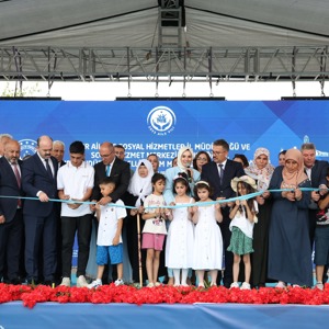 Aile ve Sosyal Hizmetler Bakanımız Mahinur Özdemir Göktaş, Iğdır'da konuştu - fotoğraf 1