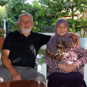 Valimiz Sayın İbrahim Akın 54. yılını dolduran Şükrü ve Sebahat Molla çiftini evinde ziyaret etti. - fotoğraf 4