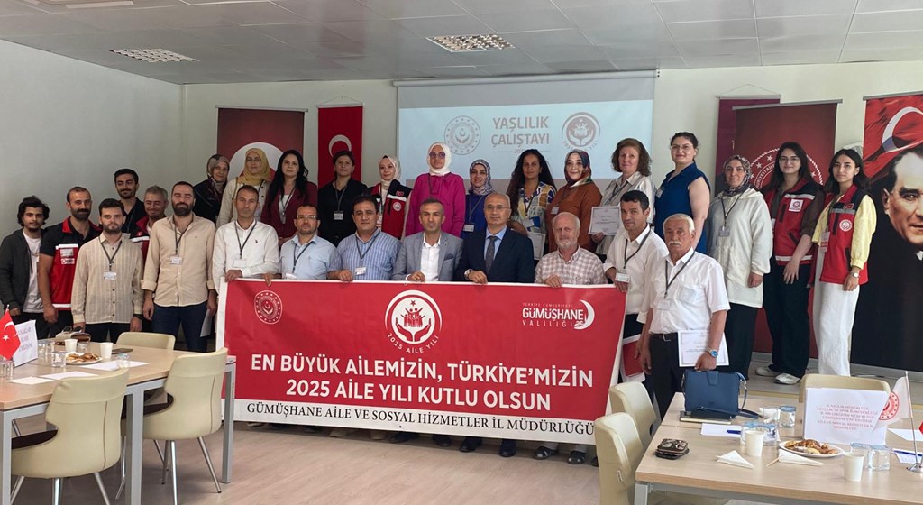 Aile ve Sosyal Hizmetler İl Müdürlüğümüz tarafından Gümüşhane’de “Yaşlılık Çalıştayı” düzenlendi.