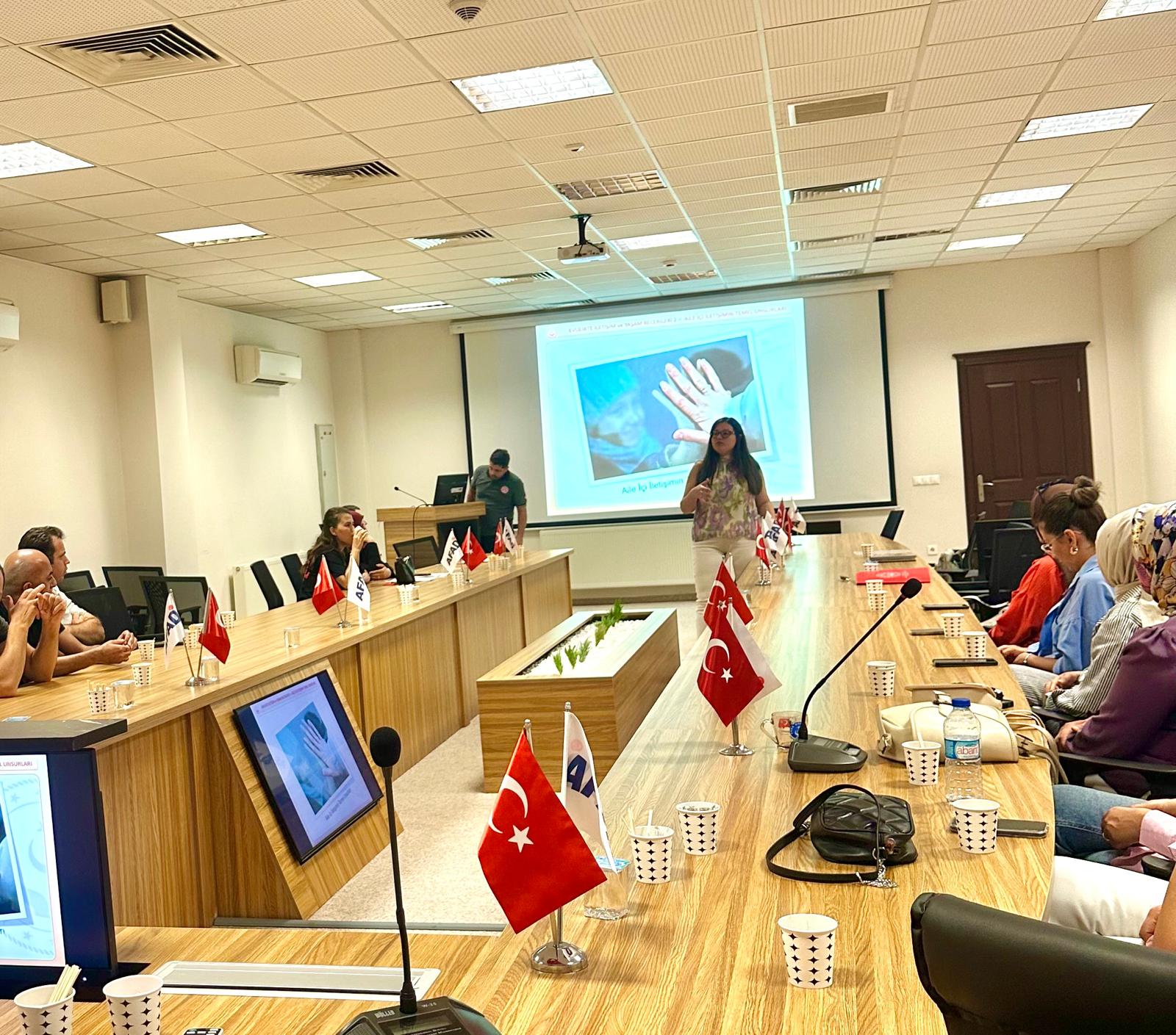 Eğitim Ve Tanıtım Çalışmalarımız Aralıksız Devam Ediyor