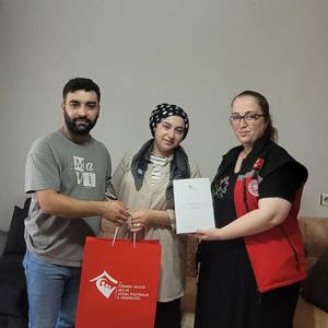 Aile Yılı Kapsamında 'Evlenecek Gençlerin Desteklenmesi' Projesinden Yararlanan Çiftlerimizi Ziyaret Ederek, Sayın Bakanımız Mahinur ÖZDEMİR GÖKTAŞ’ın Tebriklerini İletiyoruz - fotoğraf 4