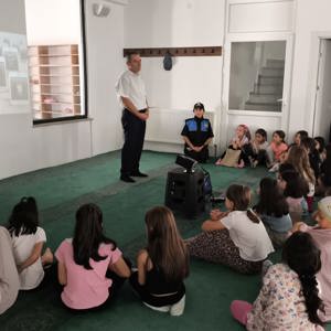 “Değerlerimle Varım Değerlerimle Güçlüyüm” Projesi Kapsamında Yaz Kuran Kurslarında Çocuklarımıza Eğitim Verildi. - fotoğraf 3