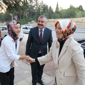 Bakan Yardımcımız Sayın Leman Yenigün ve İl Müdürümüz Orhan Bayrak'tan Sporcu Çocuklara Anlamlı Ziyaret - fotoğraf 2