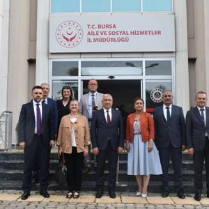 İl Müdürümüz Bilgin Özbaş Bursa İlinde gerçekleştirilen Kadın Hizmetleri Bölgesel İstişare Toplantısına katılım sağladı.    - fotoğraf 6