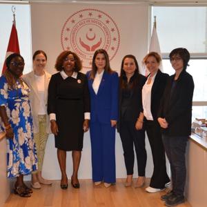 Genel Müdürümüz Sn. Süreyya Erkan, Fildişi Sahili Başbakan ve Hükümet Başkanı nezdinde Ailenin ve Çocuğun Korunması ile Kadının Gelişiminden sorumlu Özel Danışmanı Sn. Euphrasie Kouassi ve beraberindeki heyet ile bir araya geldi. - fotoğraf 3