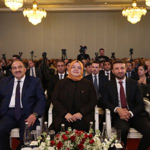 Bakan Selçuk, İŞKUR 10. Olağan Genel Kuruluna Katıldı - fotoğraf 1