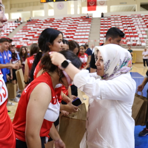 Çocuk Hizmetleri Voleybol Şampiyonası'nda Zirvenin Sahipleri Muş ve İstanbul Oldu - fotoğraf 20