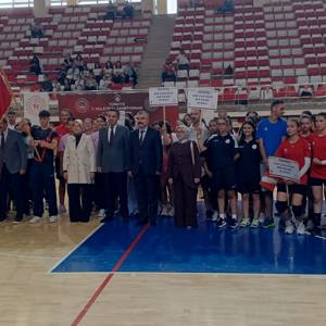 İl Müdürlüğü Takımımız Geleneksel 7. Voleybol Turnuvası’nda Türkiye İkincisi Oldu - fotoğraf 3
