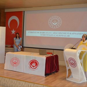 2025 Aile Yılı Kapsamında Koruyucu Aile Farkındalık Toplantısı Gerçekleştirildi - fotoğraf 2