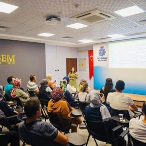 Olumlu Ebeveynlik Becerileri Seminer Programı Düzenlendi - fotoğraf 3