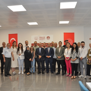 İl Müdürlüğümüzün çok amaçlı salonunda düzenlenen Yaşlılık Çalıştayı, İl Müdürlüğümüz ve ilgili birimlerin katılımıyla gerçekleşti.  - fotoğraf 5