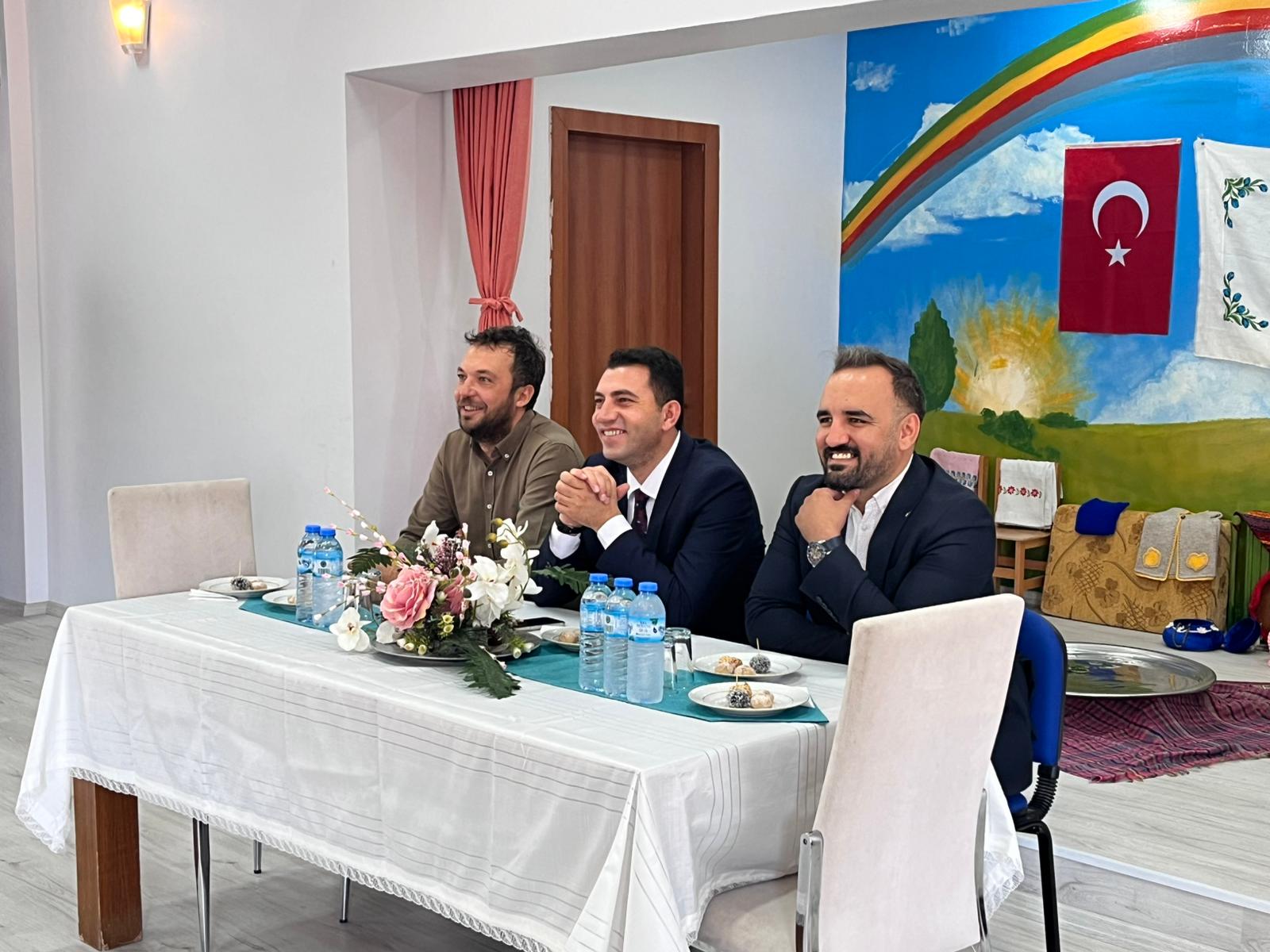 Çocuk Evleri Sitesi Personel Toplantısı