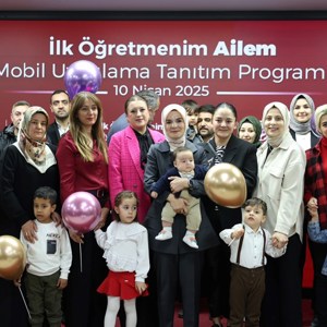 Bakanımız Göktaş: “ ‘İlk Öğretmenim Ailem’ mobil uygulamamızı 4 ay içerisinde 1 milyon 25 bin aile kullanmaya başladı” - fotoğraf 1