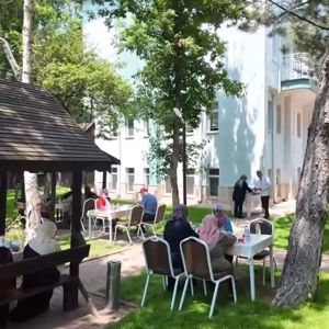 İl Müdürümüz Huzurevi Pikniğinde - fotoğraf 1