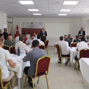 Hakkari'de Yaşlılık Çalıştayı  - fotoğraf 10