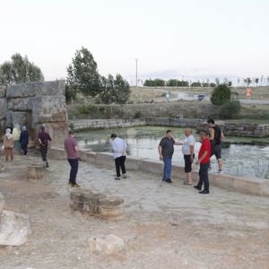 Ermenek’teki Engelli Bireyler Beyşehir, Isparta ve Burdur Gezisiyle Tarihi ve Kültürel Değerleri Keşfetti - fotoğraf 5