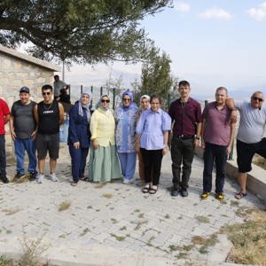 Ermenek’teki Engelli Bireyler Beyşehir, Isparta ve Burdur Gezisiyle Tarihi ve Kültürel Değerleri Keşfetti - fotoğraf 15