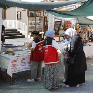 Ermenek Sosyal Hizmet Merkezi, Taşeli Kültür, Sanat ve Sıla Festivali’nde Farkındalık Standı Kurdu - fotoğraf 2