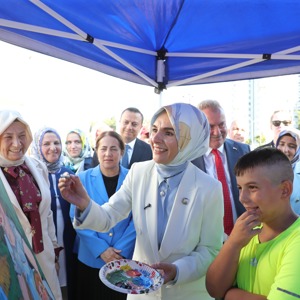 Aile ve Sosyal Hizmetler Bakanımız Göktaş, Rize'de Dijital Detoks ve Büyük Aile Buluşması'na katıldı - fotoğraf 3