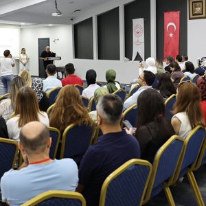 Amasya'da Yaşlılık Çalıştayı Düzenlendi - fotoğraf 3
