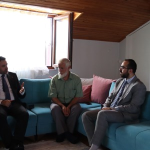 İl Müdürümüz Sn. Ömer TURAN’ dan Şehit Ailelerimize Anlamlı Ziyaret - fotoğraf 1