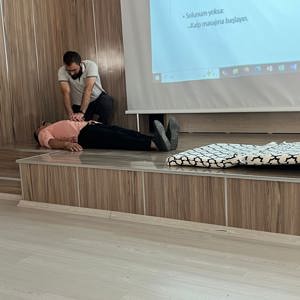 Yüksekova’da İlk Yardım Eğitimi - fotoğraf 1