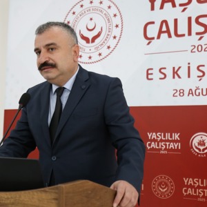Eskişehir'de Yaşlıların Yaşam Kalitesini Artırmak İçin Önemli Adım: Yaşlılık Çalıştayı Düzenlendi - fotoğraf 3