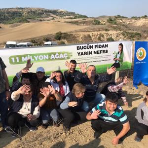 Yeşil Bir Türkiye için Fidanlar Toprakla Buluştu - fotoğraf 14