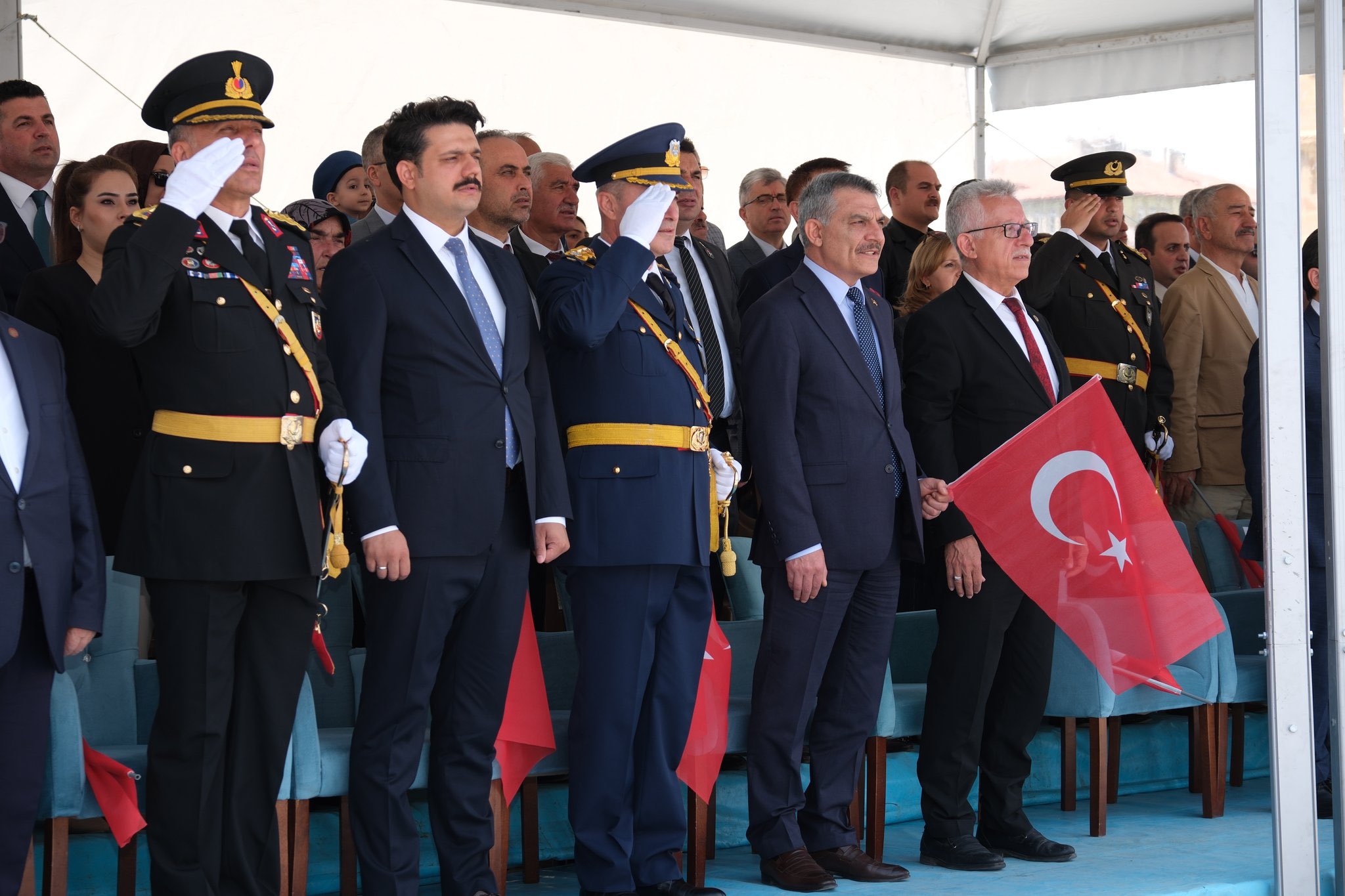 30 Ağustos Zafer Bayramımızın 103. yılı, Cumhuriyet Meydanı'nda coşkuyla kutlandı.