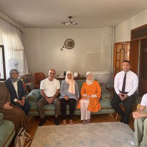 Koruyucu Ailelerimize Anlamlı Ziyaret - fotoğraf 1