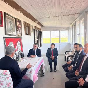 Aziz Şehidimiz Ömer Halisdemir'in Kabrini Ziyaret - fotoğraf 5