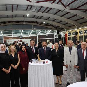 30 Ağustos Zafer Bayramı’nın 103. Yıl Dönümü Münasebetiyle Valiliğimizce Zafer Bayramı Kutlama Resepsiyonu Düzenlenmiştir. - fotoğraf 1