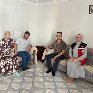 Aile Yılı Kapsamında 'Evlenecek Gençlerin Desteklenmesi' Projesinden Yararlanan Çiftlerimizi Ziyaret Ederek, Sayın Bakanımız Mahinur ÖZDEMİR GÖKTAŞ’ın Tebriklerini İletiyoruz - fotoğraf 2