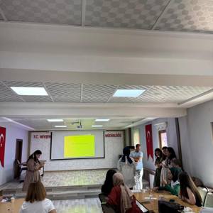 İlimizde “Afet ve Acil Durumlarda Psikososyal Destek Farkındalık Eğitimleri” ve “Psikososyal İlk Yardım Eğitimi” gerçekleştirildi - fotoğraf 4