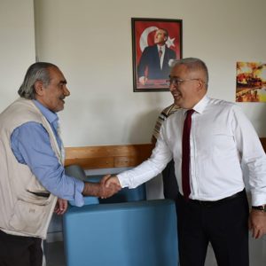 Hayat Tecrübelerine Saygıyla, Daima Büyüklerimizleyiz - fotoğraf 2