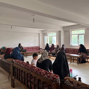 2025 Aile Yılı Kapsamında İl Müdürlüğümüze bağlı Genç Sosyal Hizmet Merkezi Müdürlüğü Eğitim Birimi personeli tarafından Aile Destek Merkezi kursiyerlerine “Çocuklarda Davranış Problemleri” ve “Çocuk Yetiştirmede Güncel Konular” konularında eğitim verilmiştir.   - fotoğraf 1
