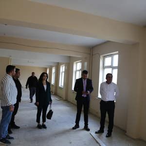 İl Müdürümüz Serkan SAĞLAM’dan Kaman Engelsiz Yaşam Merkezi Binasını Ziyaret. - fotoğraf 3