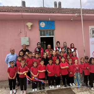 Asarcık’ta Renkli Bir Eğitim Başlangıcı: Çocuklar Spor ve Sanatla Buluştu   - fotoğraf 1