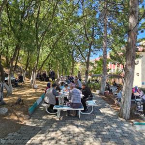 Huzurevinde Piknik Programı - fotoğraf 9