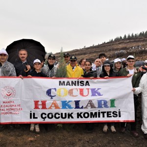 Manisa’da 200 Bin Fidan Toprakla Buluştu - fotoğraf 7