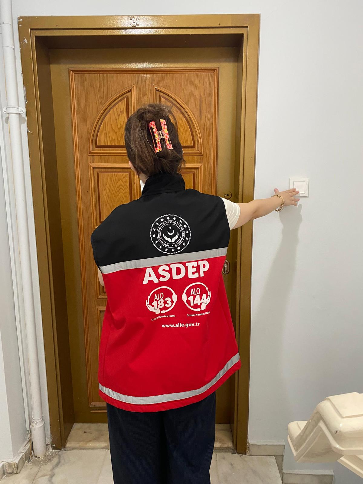 İl Müdürlüğümüze Bağlı Sosyal Hizmet Merkezlerimiz Tarafından İl Genelinde Aile Sosyal Destek Programı (ASDEP) Kapsamında Ziyaretlerimiz Devam Ediyor