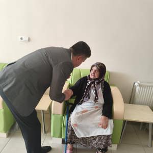 İl Müdürümüz Serkan SAĞLAM’dan Huzurevi Ziyareti - fotoğraf 1