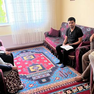 Kovancılar Sosyal Hizmet Merkezi Müdürlüğü bünyesindeki Şehit Yakınları ve Gaziler Birimimiz tarafından Şehit Ailelerimiz ve Gazilerimiz ziyaret edildi. - fotoğraf 4
