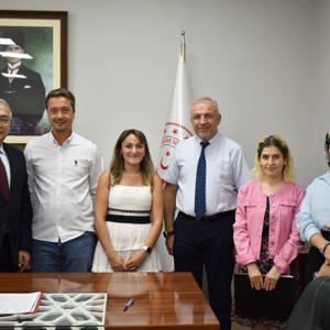 Sevgiyle Büyüyen Yürekler, Güvenle Atılan Adımlar - fotoğraf 1