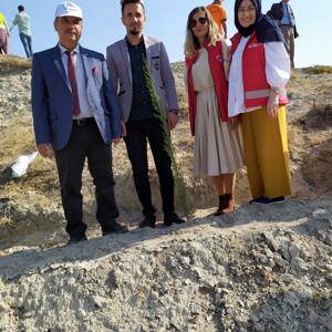 Mersin Aile, Çalışma ve Sosyal Hizmetler Ailesi Olarak Fidanlarımızı Toprakla Buluşturduk - fotoğraf 19